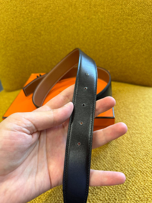 Hermès Hermes Black/Gold Box Calf and Togo Leather Reversible H Au Carre Buckle Belt Golden 85CM