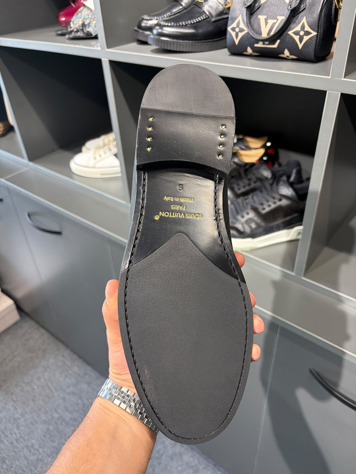 Louis Vuitton LV Logo Black Loafers. Size Eu 43