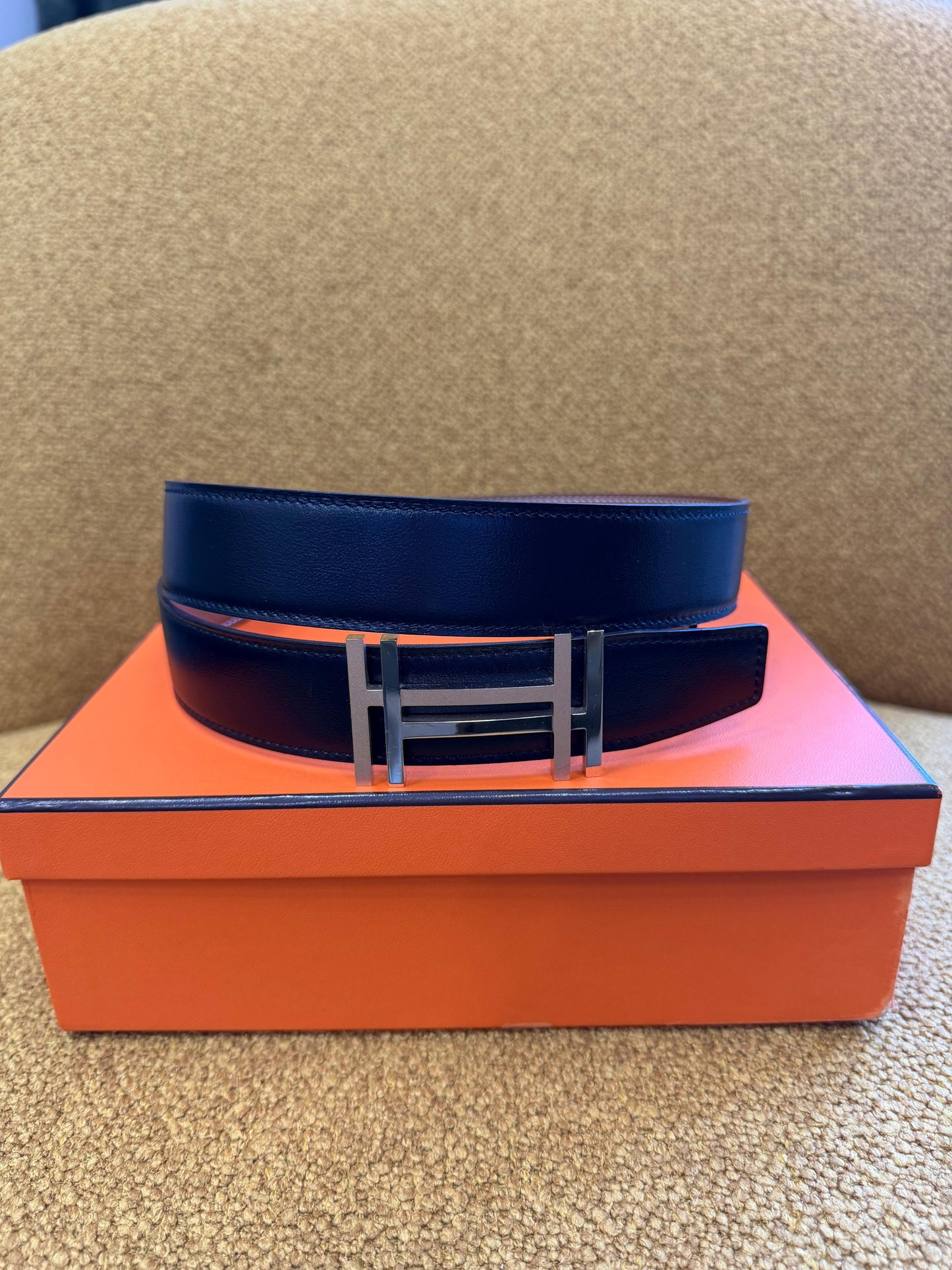 Hermès Hermes Black/Gold Box Calf and Togo Leather Reversible H Au Carre Buckle Belt Golden 85CM