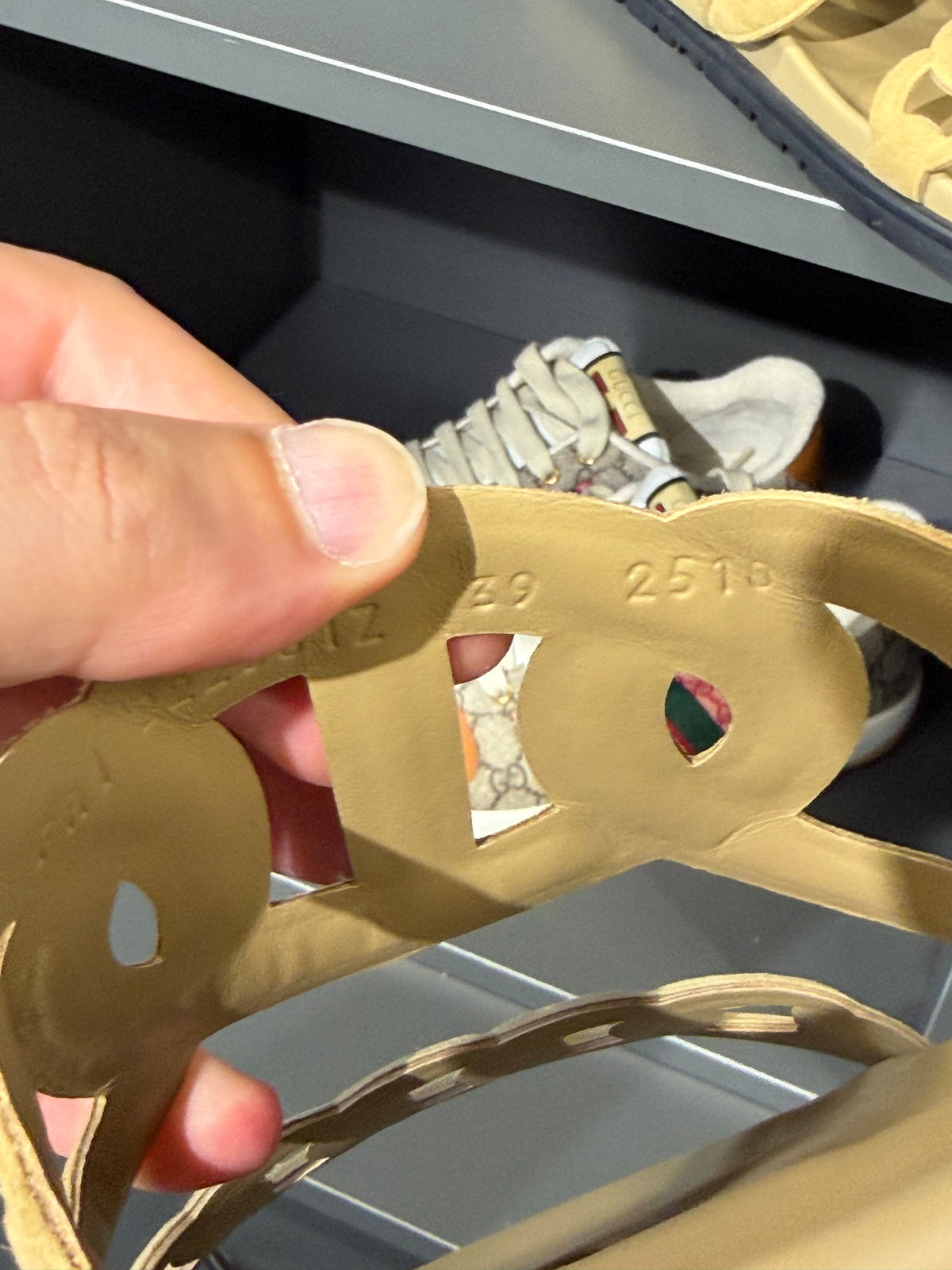 Hermès Beige Sandals – EU Size 39 – Brand New