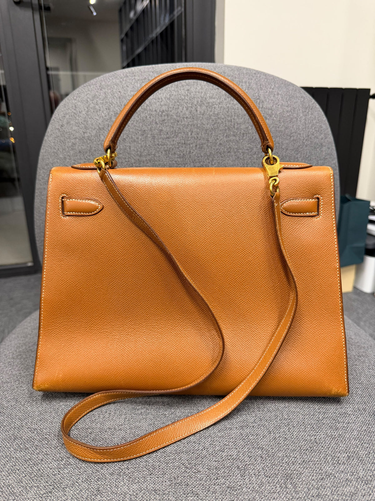 Hermes Kelly Sellier 32 Vintage Gold GHW 1992 Year