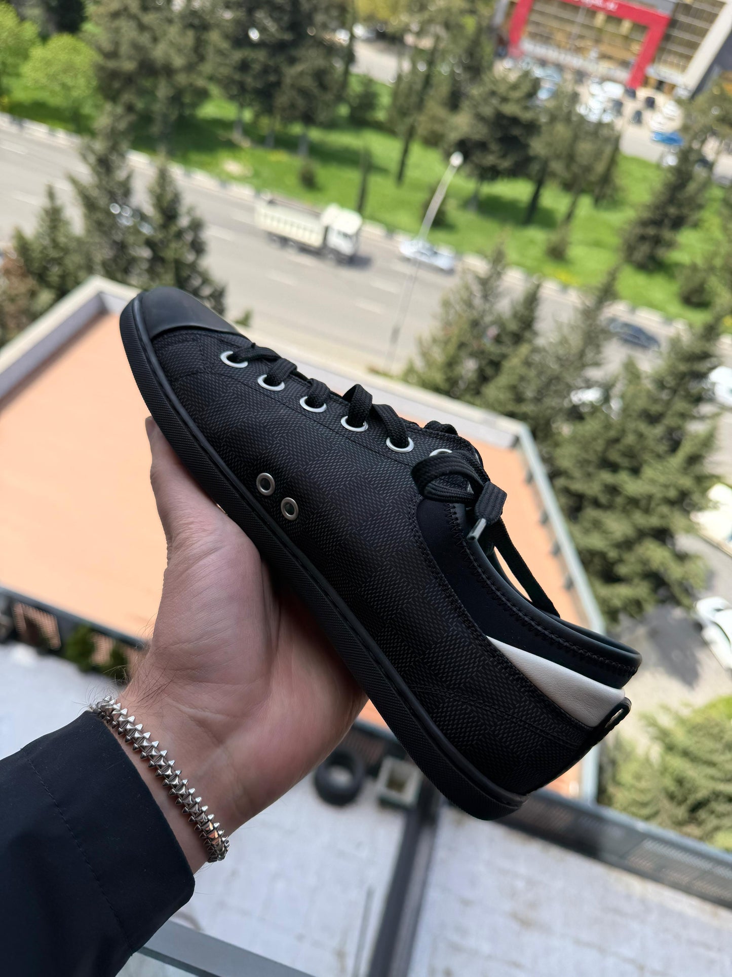 Louis Vuitton-ის ფეხსაცმელი