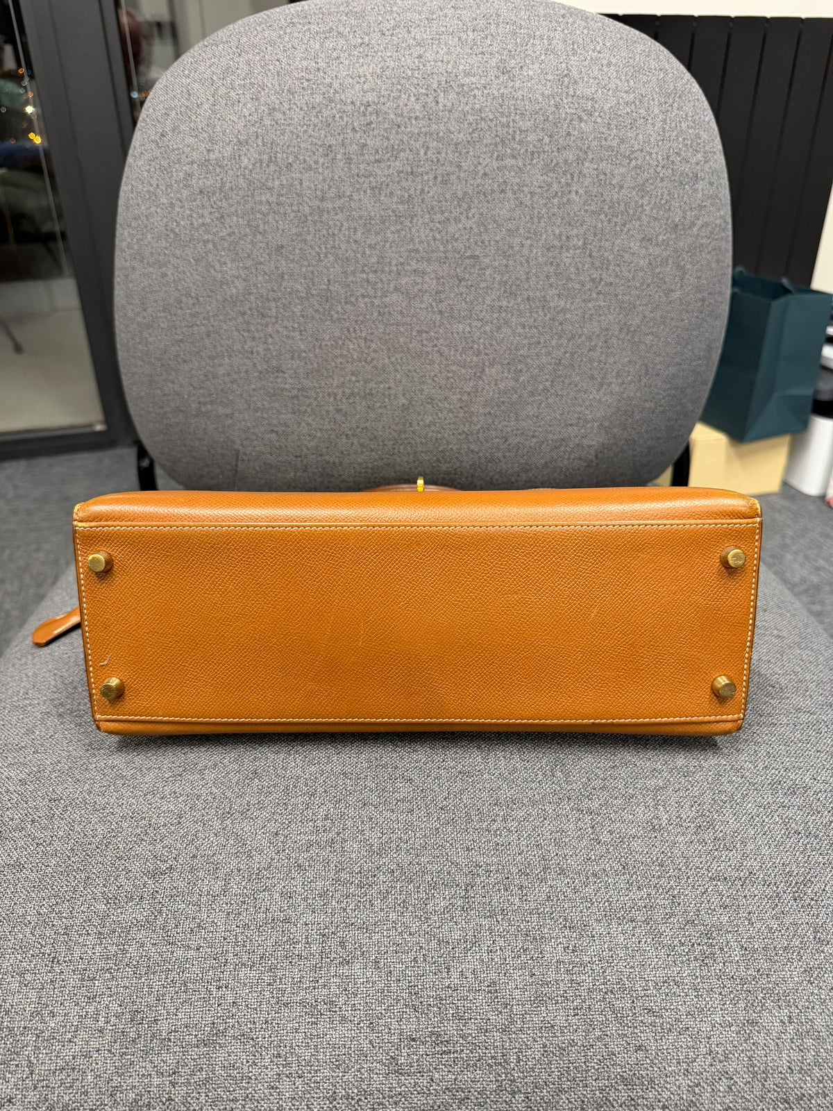 Hermes Kelly Sellier 32 Vintage Gold GHW 1992 Year