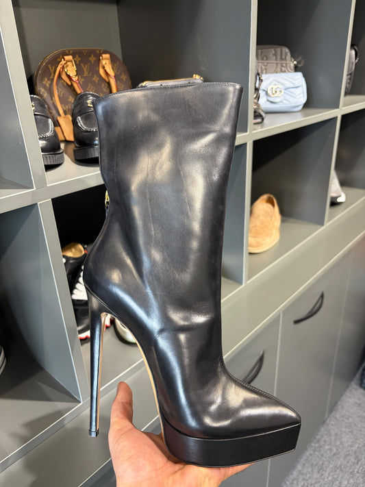 Casadei Black Leather Platform Stiletto Boots. Size Eu 39