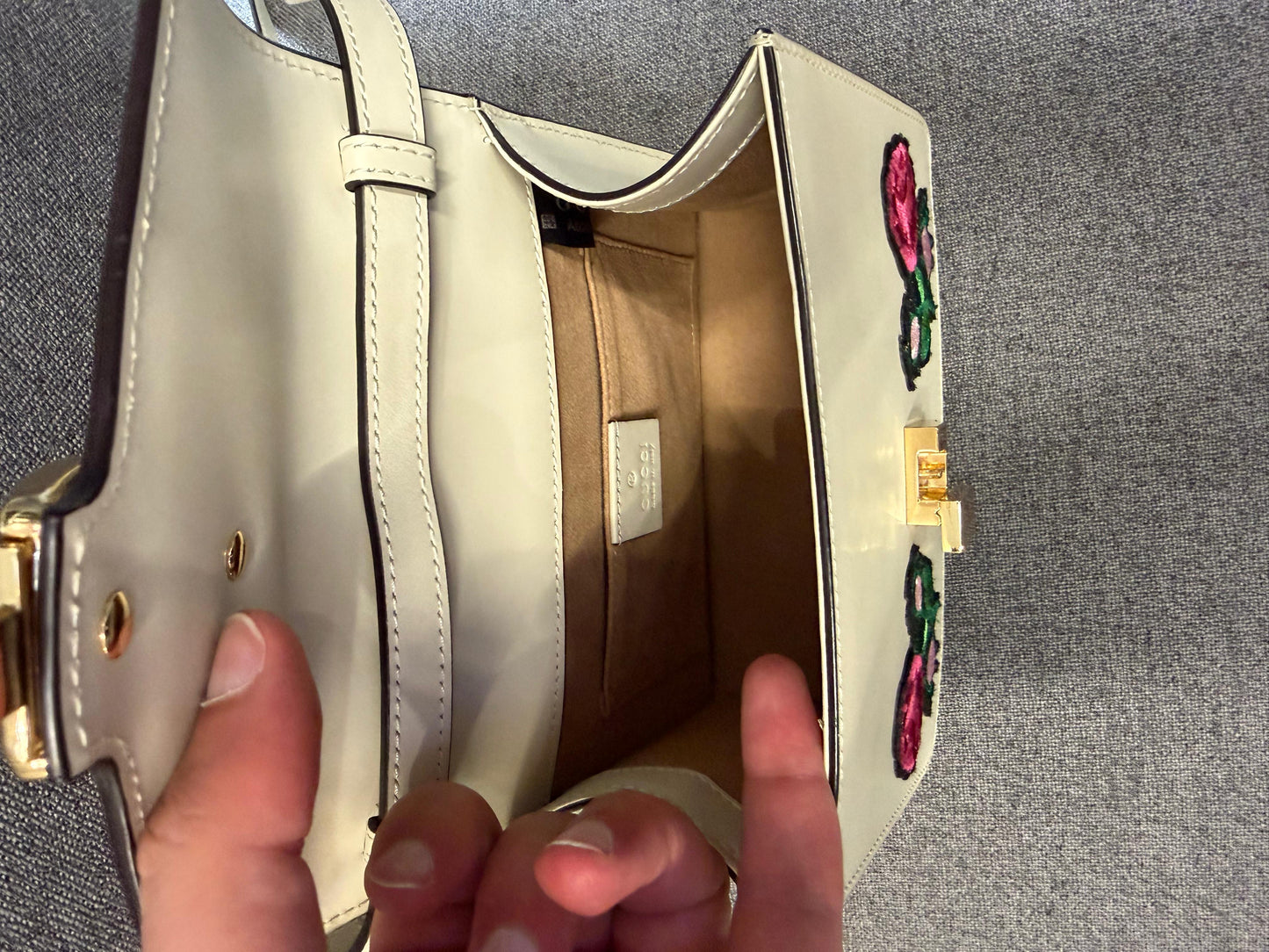 Gucci Sylvie Embroidered Mini Bag – Like New