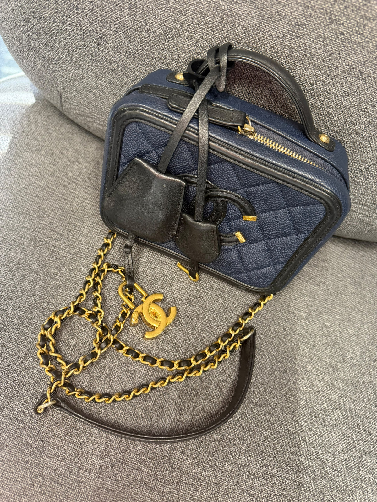 Chanel Vanity Case Crossbody Bag – Pre-Owned