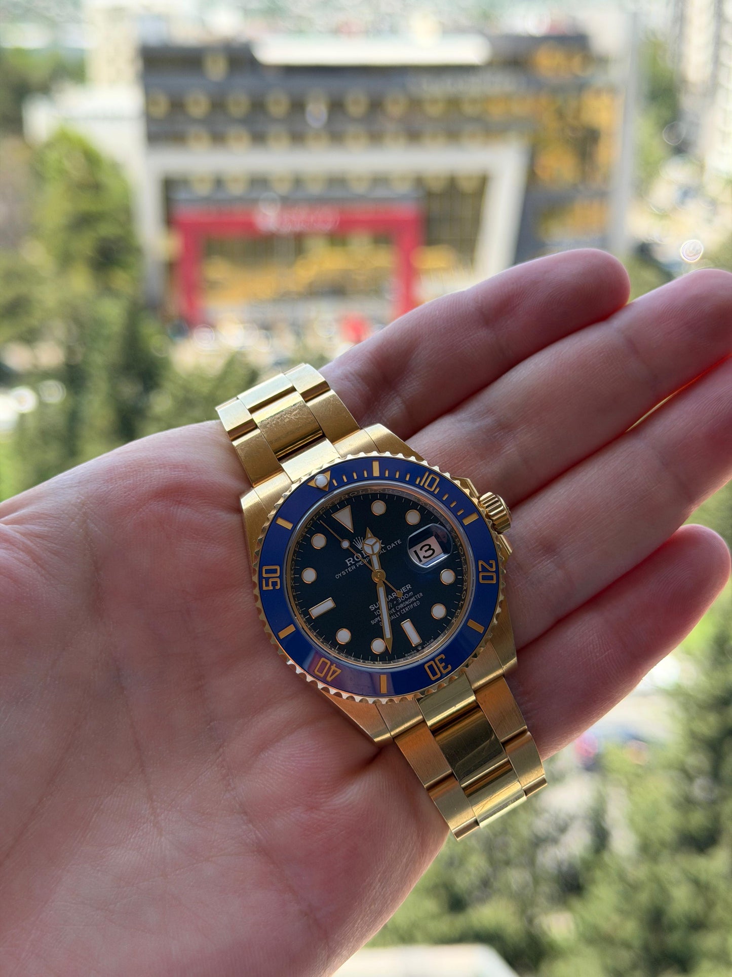 Rolex 41mm 126618LB 2022 Year Full Set 18K Yellow Gold Automatic Used
