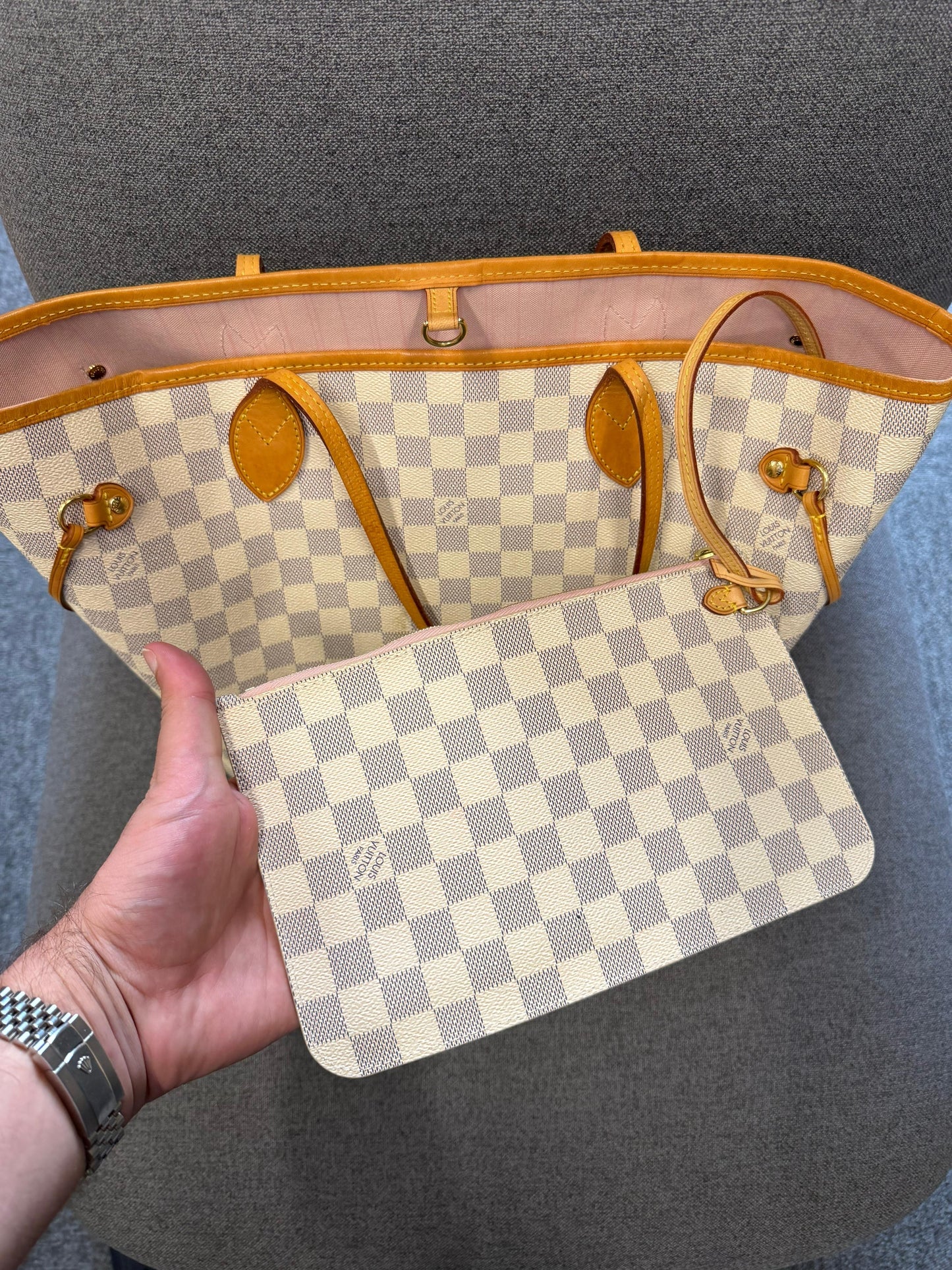 Louis Vuitton Neverfull Damier Azur Tote Bag with Pouch – Like New