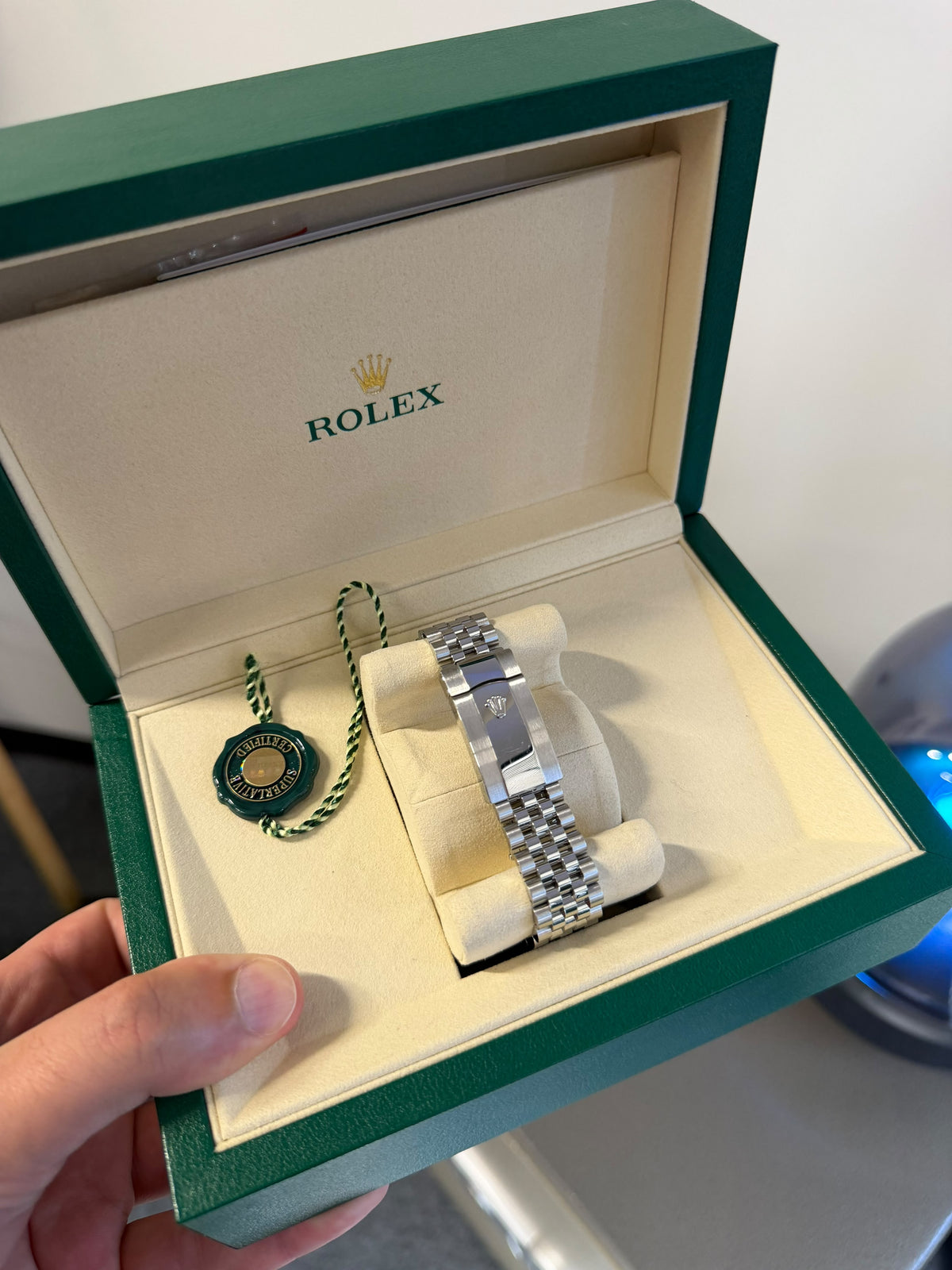 Rolex Datejust Men’s 41mm Steel Black Dial Automatic 2026 Used Like New Full Set 126300 Jubilee Bracelet