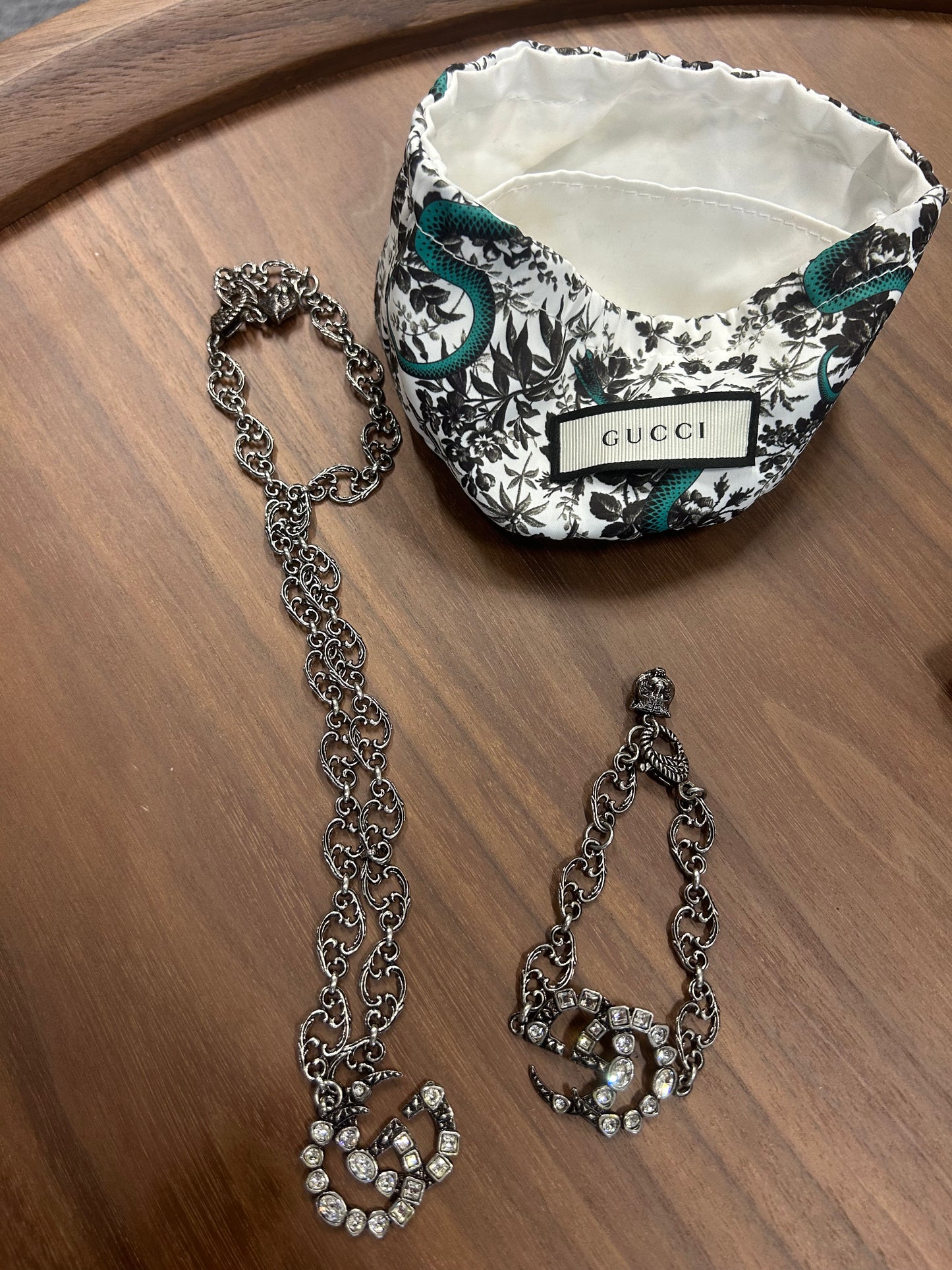 Gucci Silver-Tone GG Necklace & Bracelet Set with  Crystals