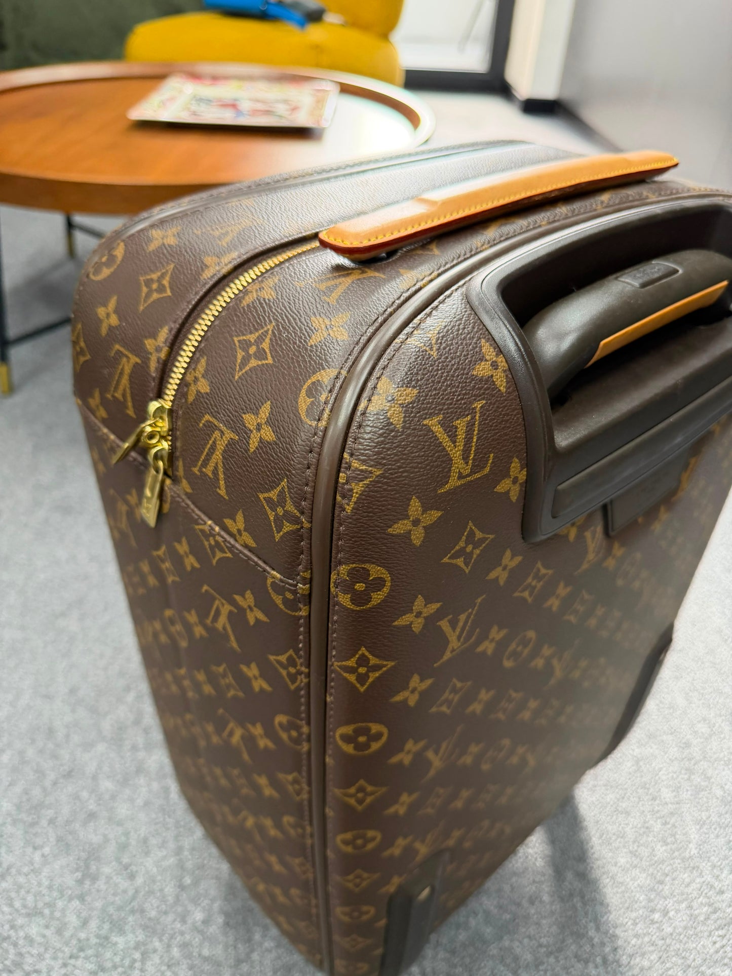 Louis Vuitton Zéphyr 55 Monogram Trolley