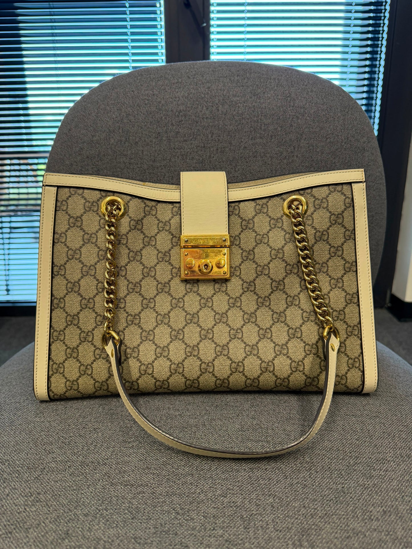 Gucci GG Supreme Padlock Chain Tote Bag
