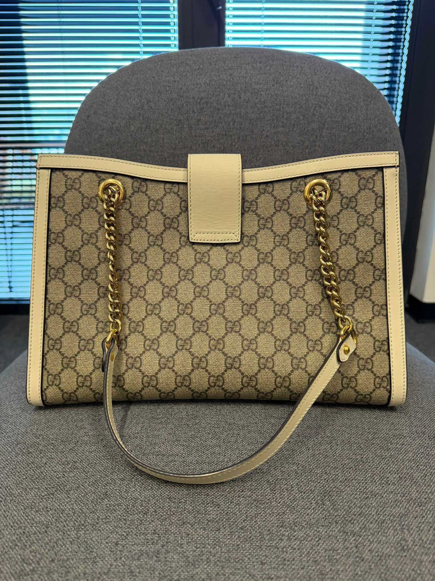 Gucci GG Supreme Padlock Chain Tote Bag
