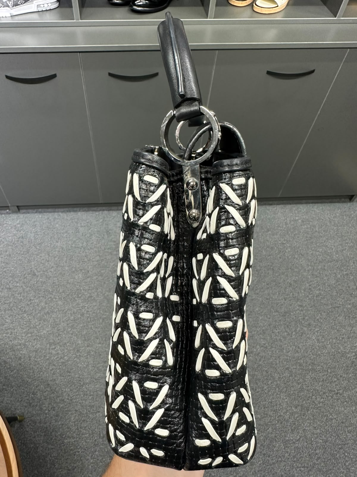Louis Vuitton Capucines Black & White Leather Handbag