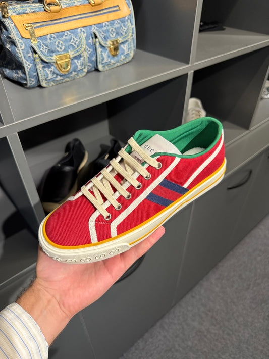 Gucci Tennis 1977 Red Canvas Sneakers. Size Eu 41,5