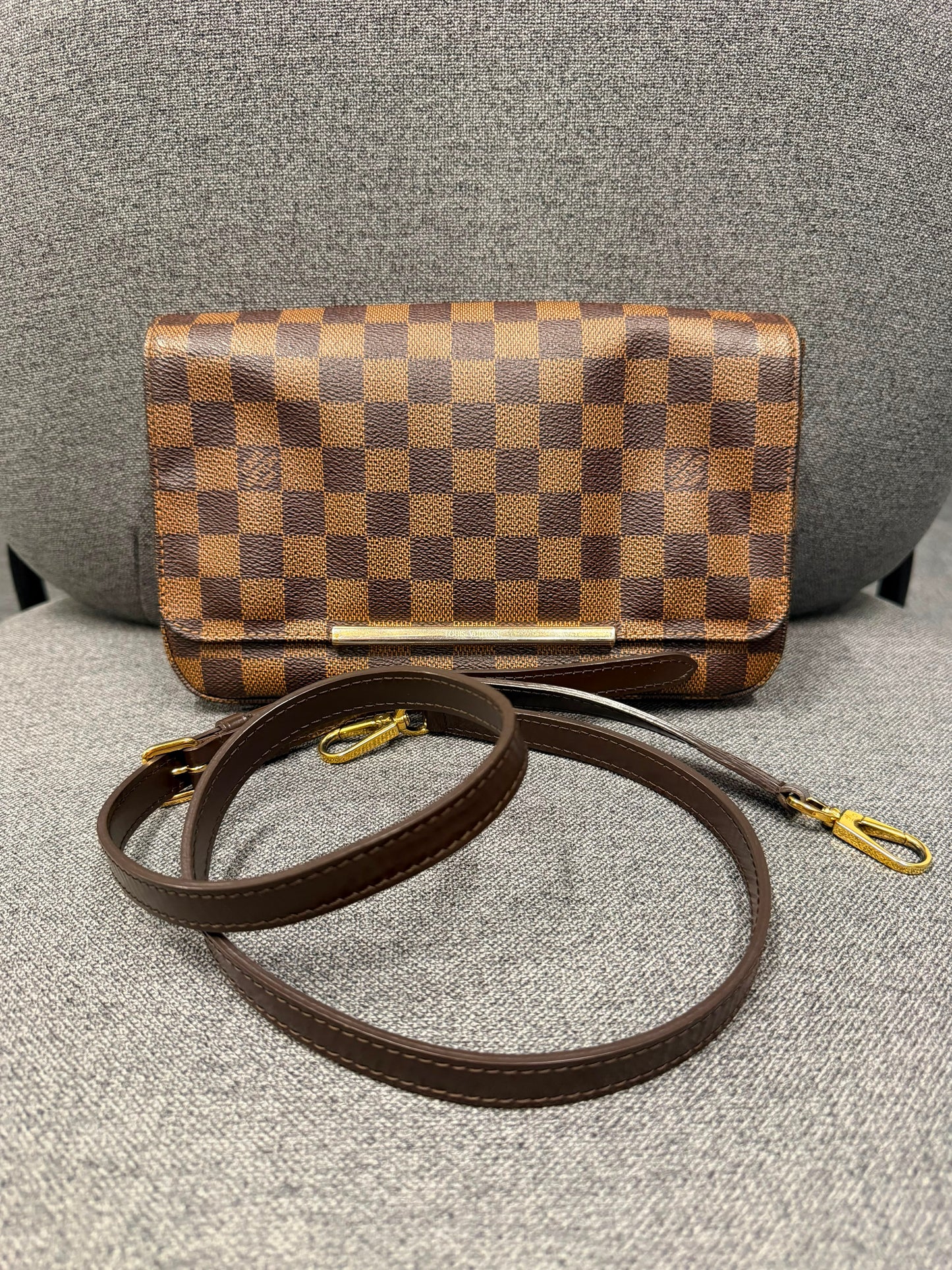 Louis Vuitton Damier Ebene Shoulder Bag