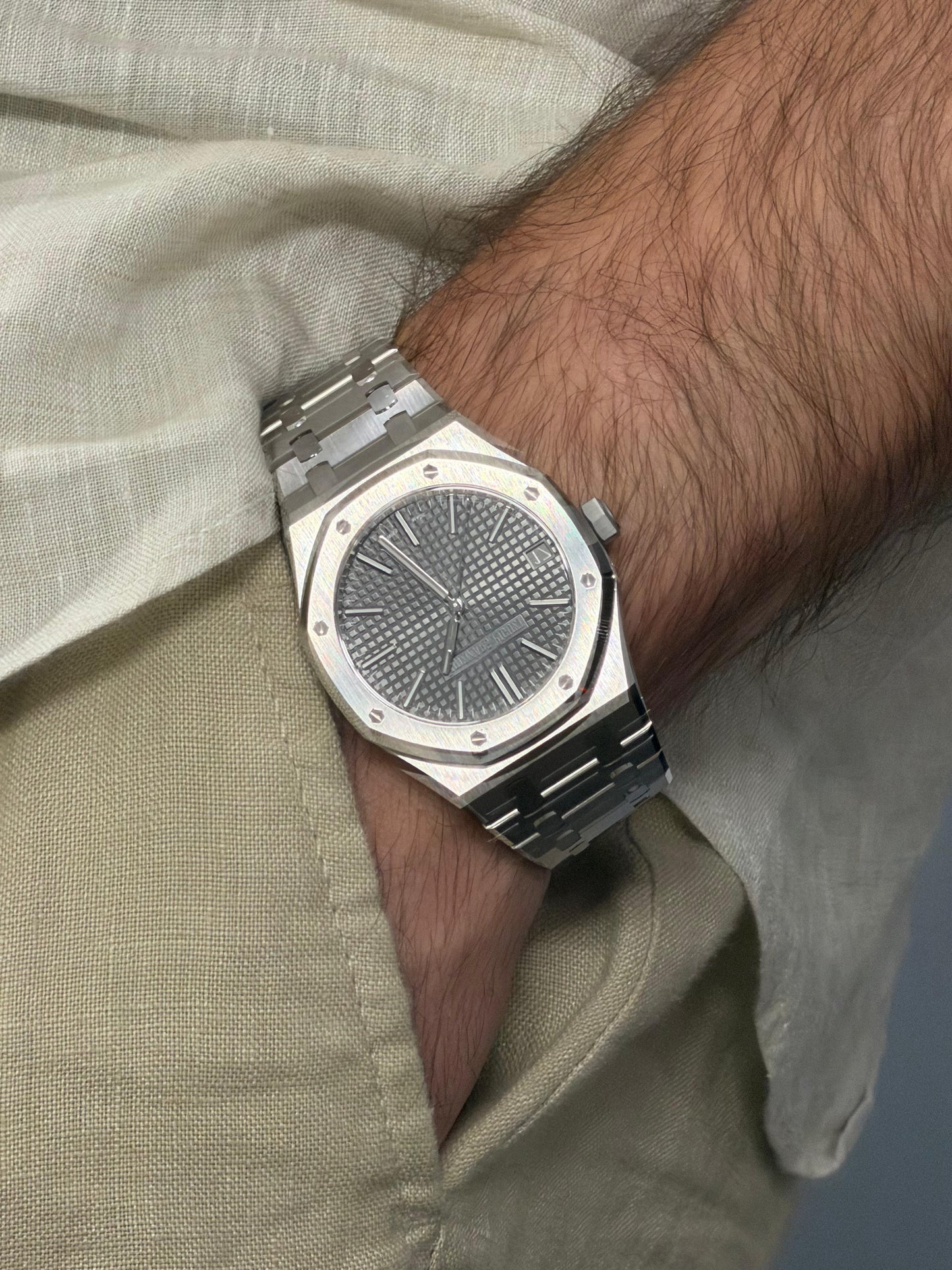 Audemars Piguet 15510ST.OO.1320ST.05 41mm Used With Papers 2026 Gray Dial Steel Automatic Men’s